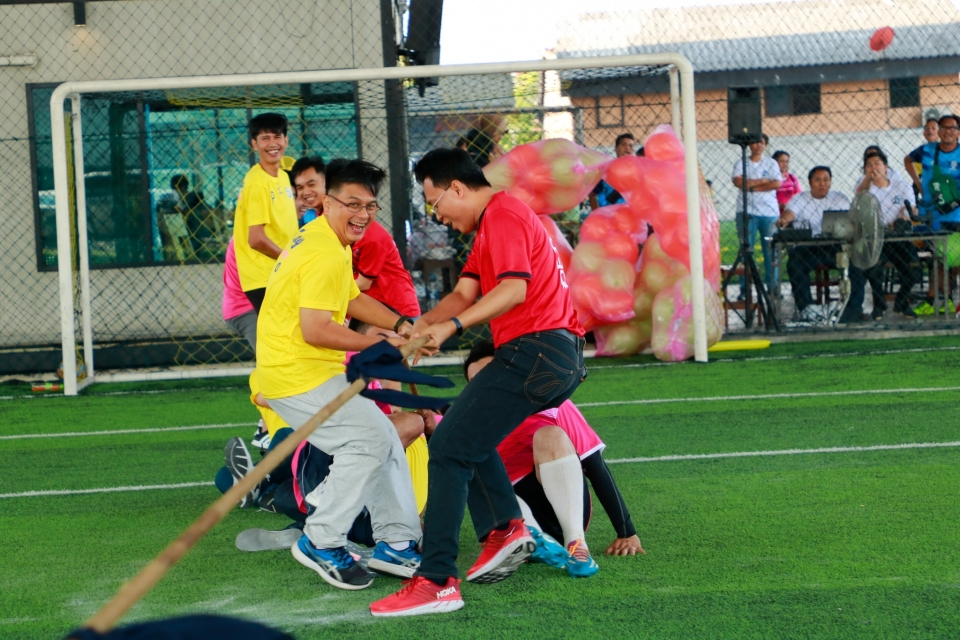 220263กีฬาสี(ต่อ)_๒๐๐๒๒๘_0918.jpg